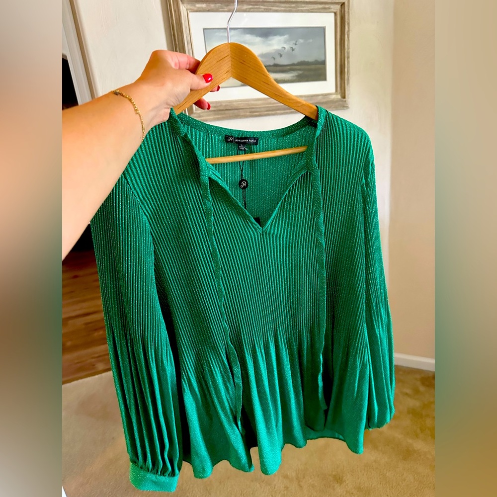 Neck Pleated Woven Blouse Green